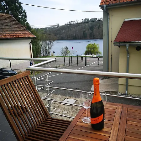 U Vody Apartment *